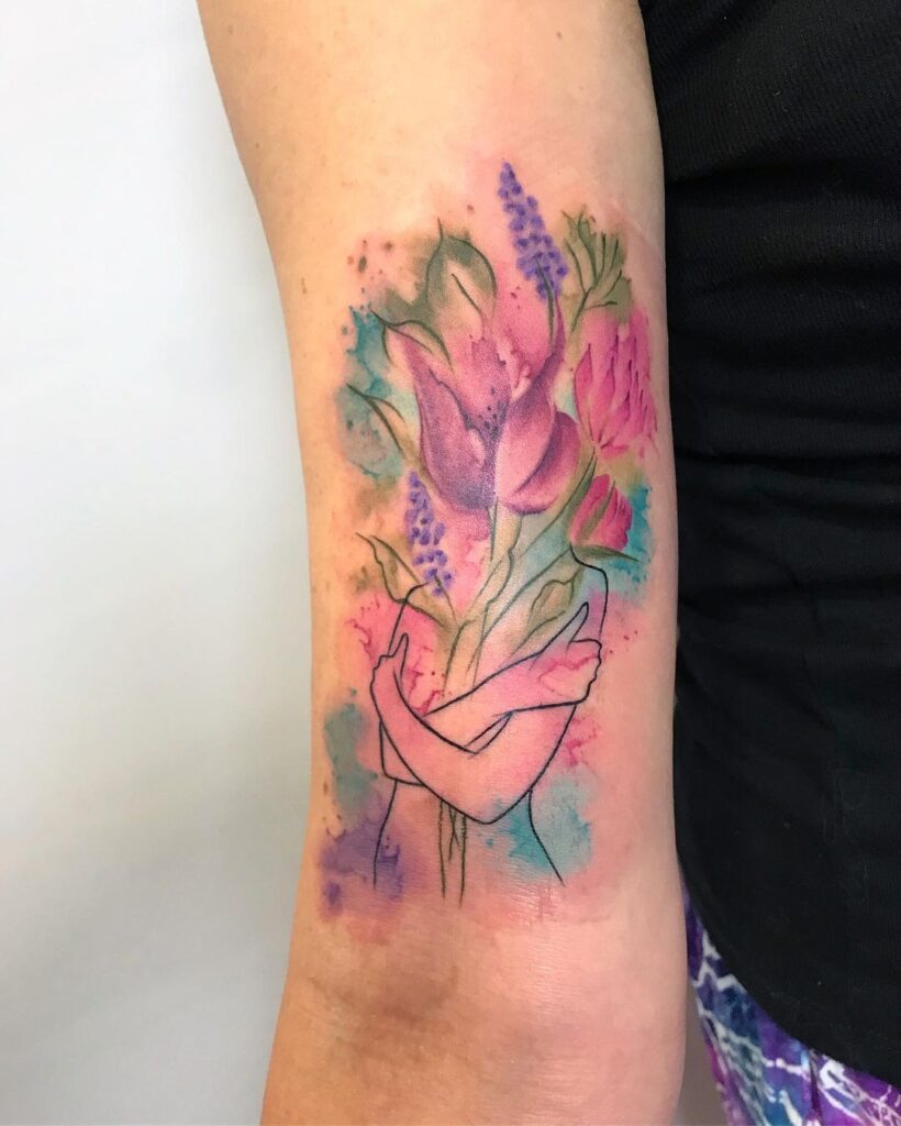 Tatuaje de amor propio en acuarela