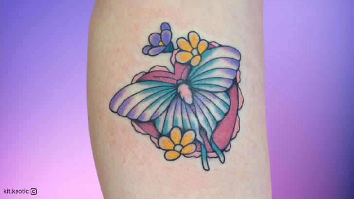 20 Sapphic Tattoos That Speak About Pride, Love, And Identity