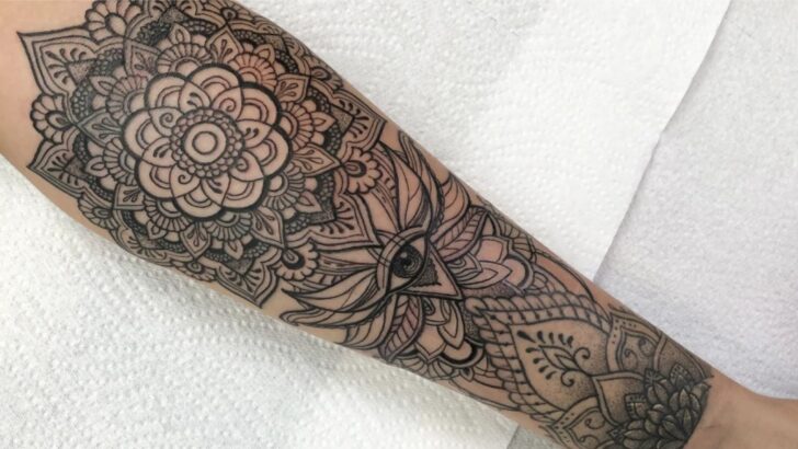 22 Insanely Creative Mandala Tattoo Sleeves For Women