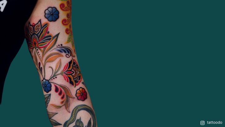 25 tatuagens coloridas de arte popular que são muito fixes