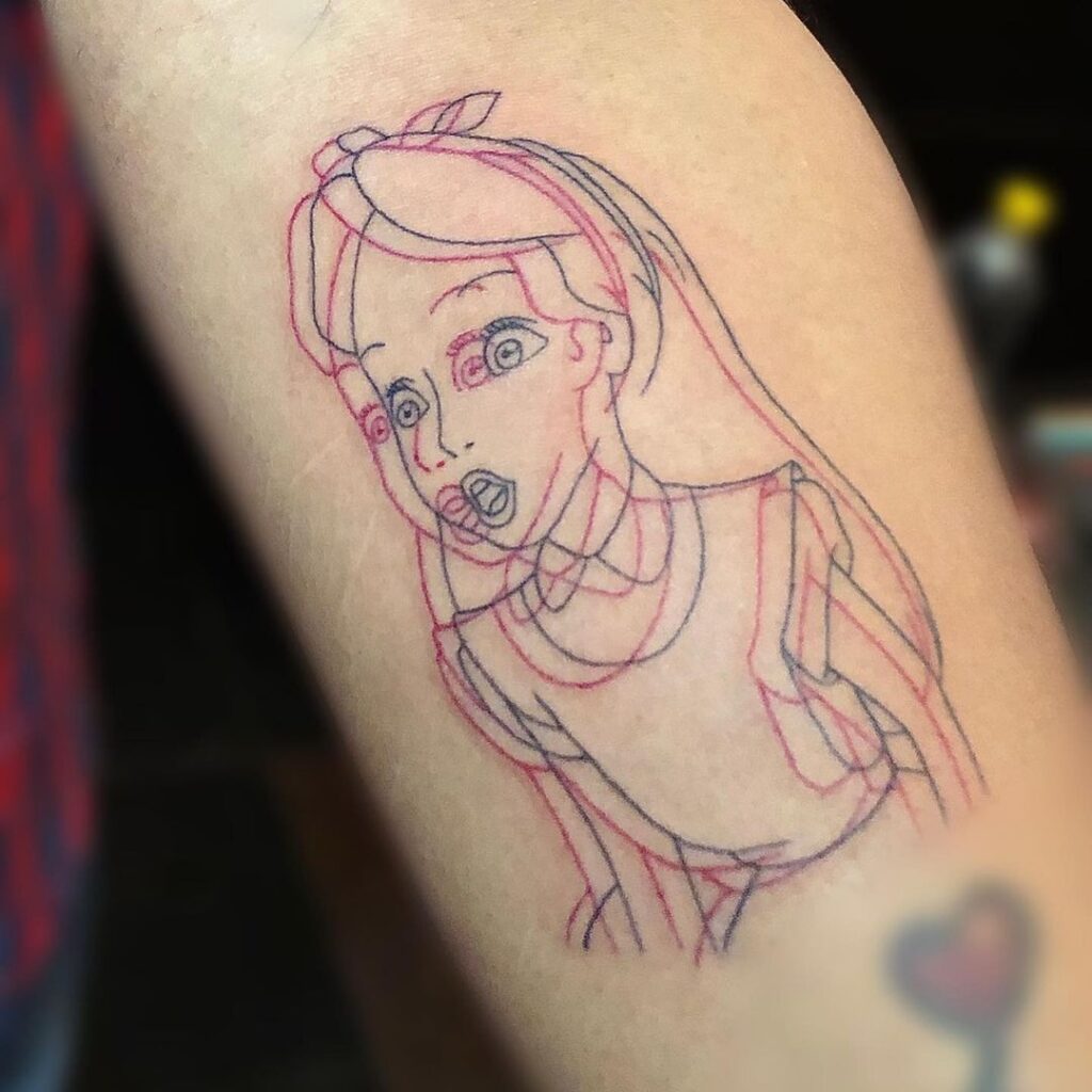 Tatuaggio di Alice nel paese delle meraviglie