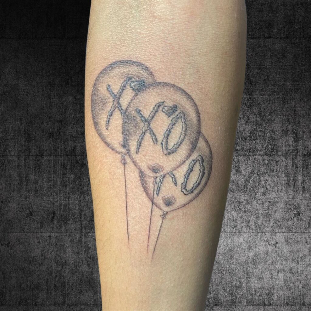 Balões XO Tattoo