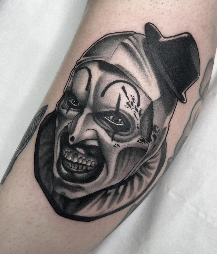 Arte nera e grigia Il tatuaggio del clown