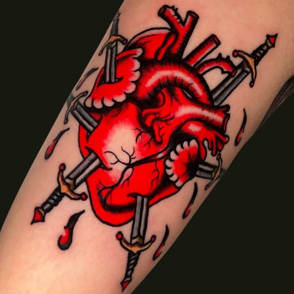 Tatuaje clásico de corazón