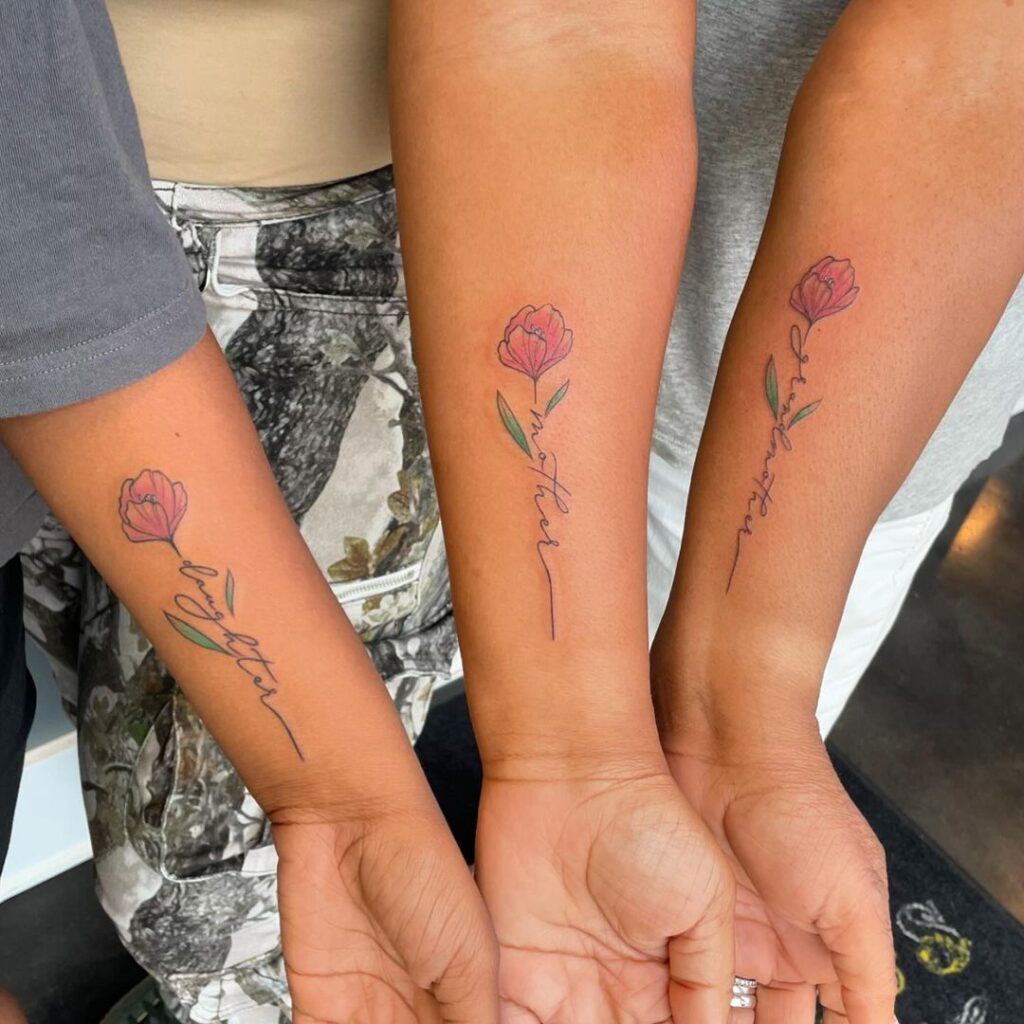 Tatuaje de rosas a juego