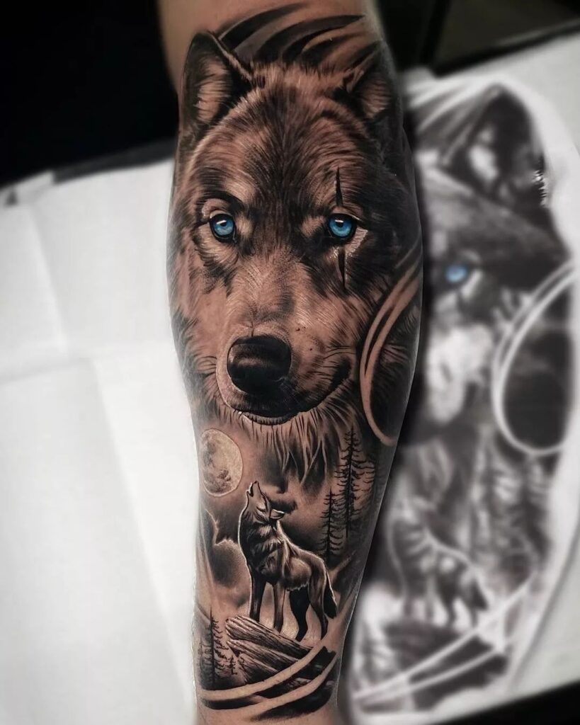 Tatuagem realista de lobo no antebraço