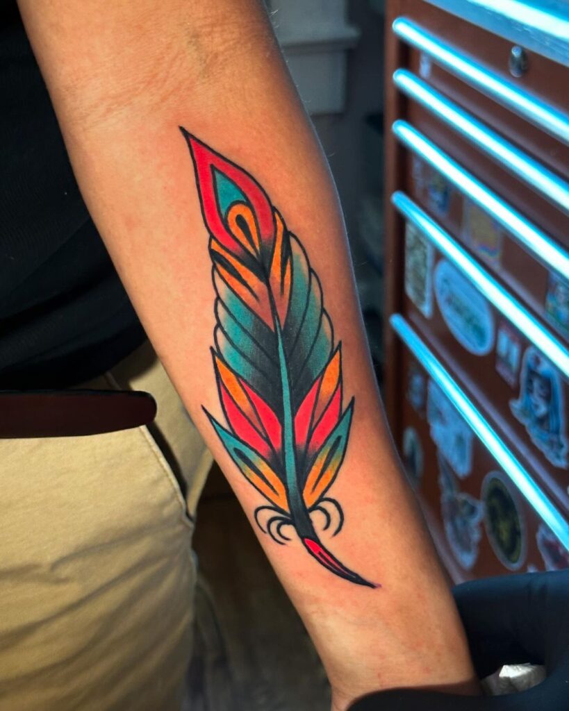 Tatuaje de pluma sáfico