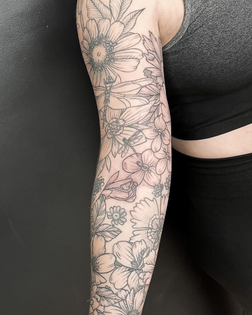 Manga de tatuagem de linha fina de flores simples