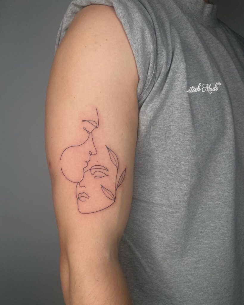 Tatuagem de retrato de uma linha