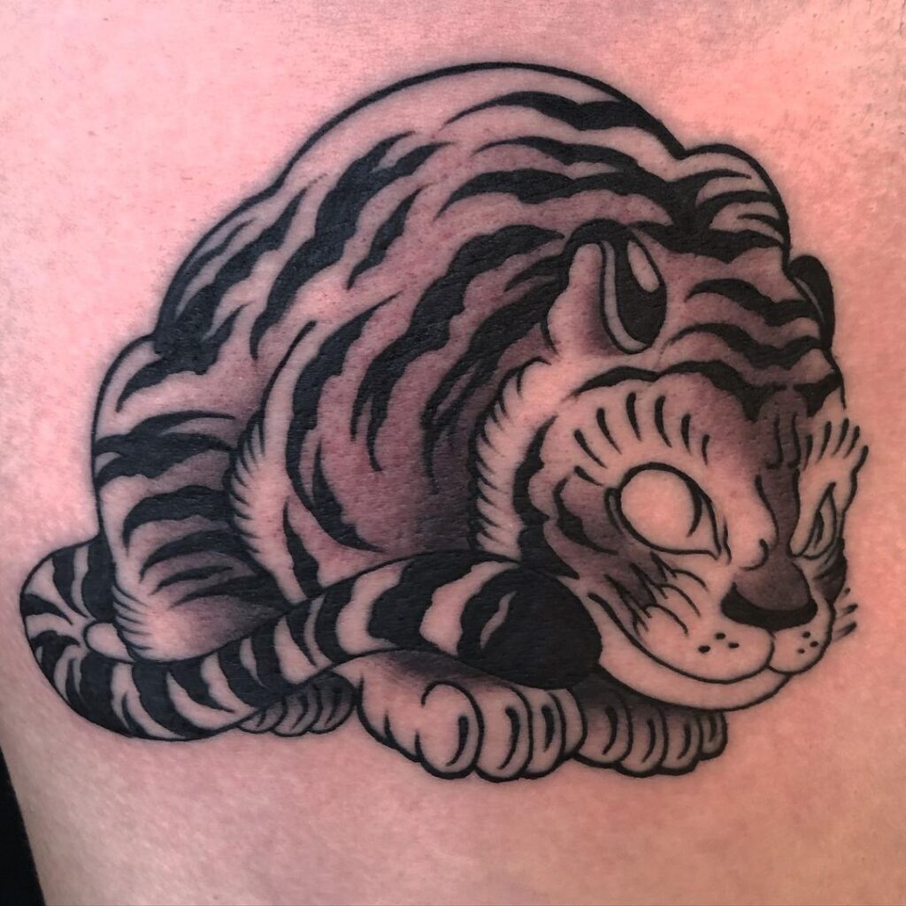 Tatuagem japonesa de um pequeno tigre