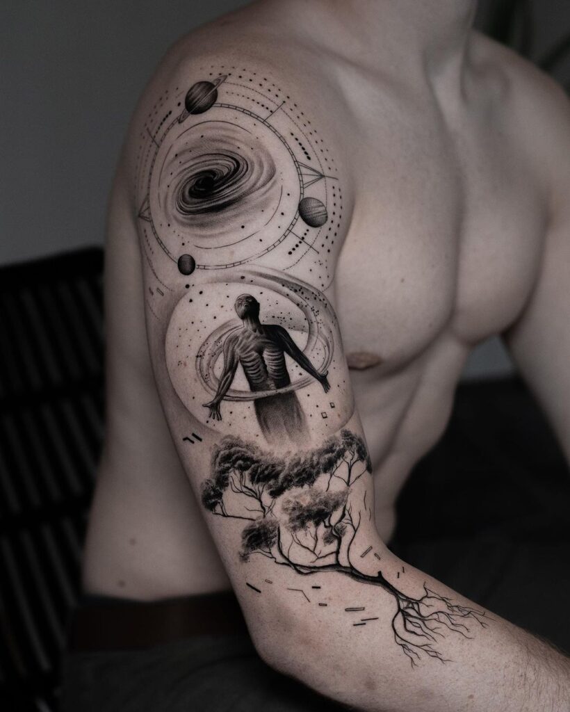 Tatuagem espiritual no braço