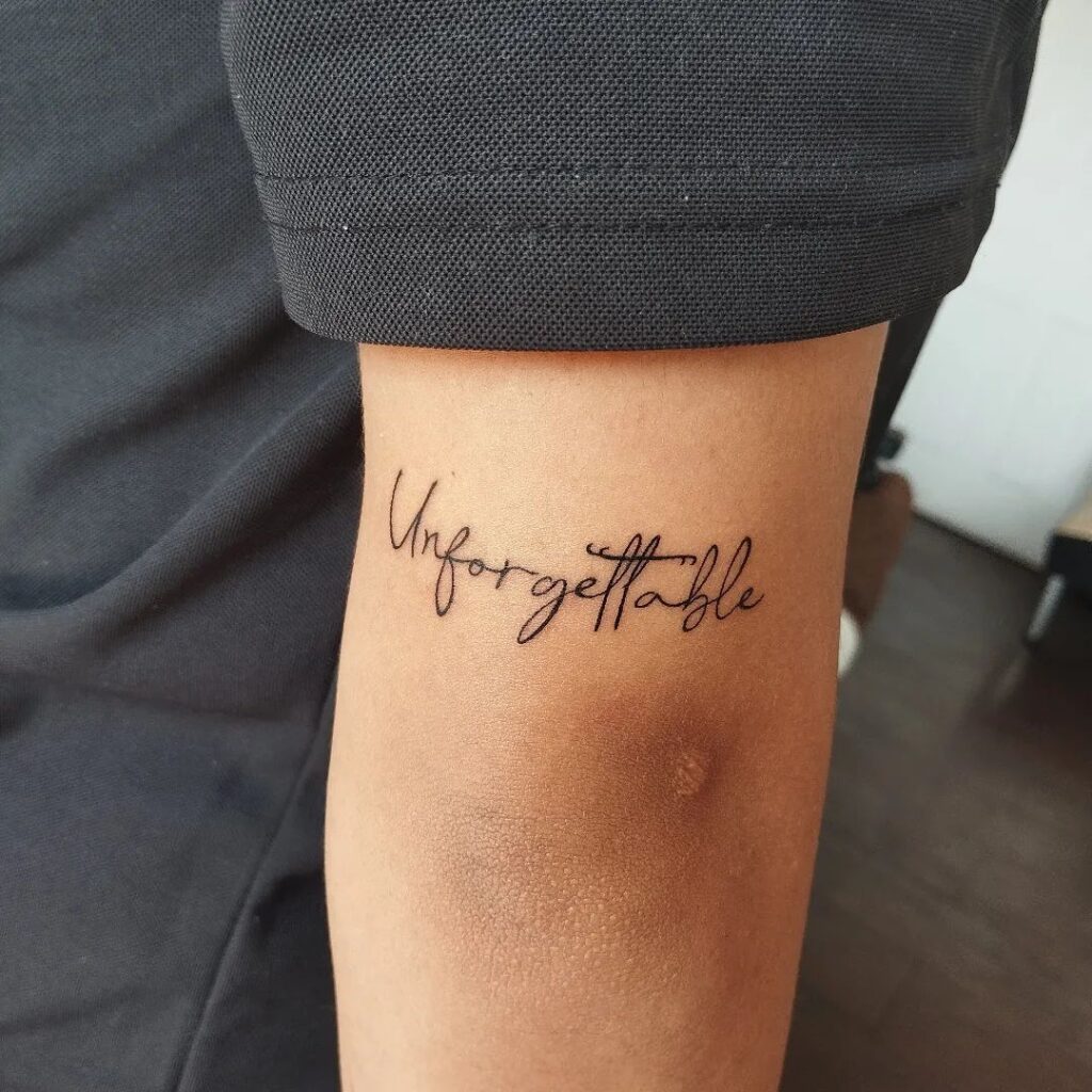 Tatuagem de cotovelo inesquecível