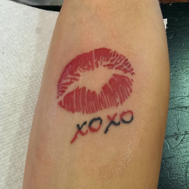 XO Tattoo With Kiss Mark