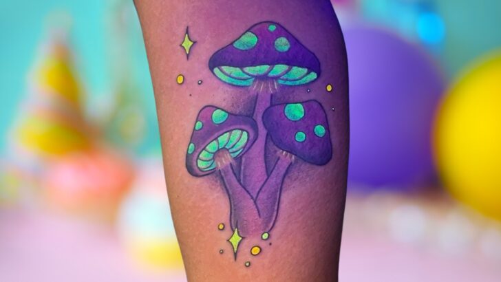 11 Increíbles tatuajes brillantes bioluminiscentes que parecen mágicos