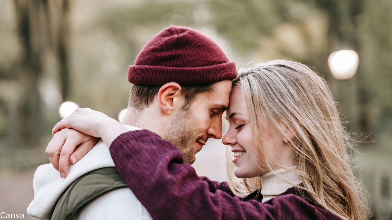 cáncer-mujer-escorpio-hombre-amor-primera-vista