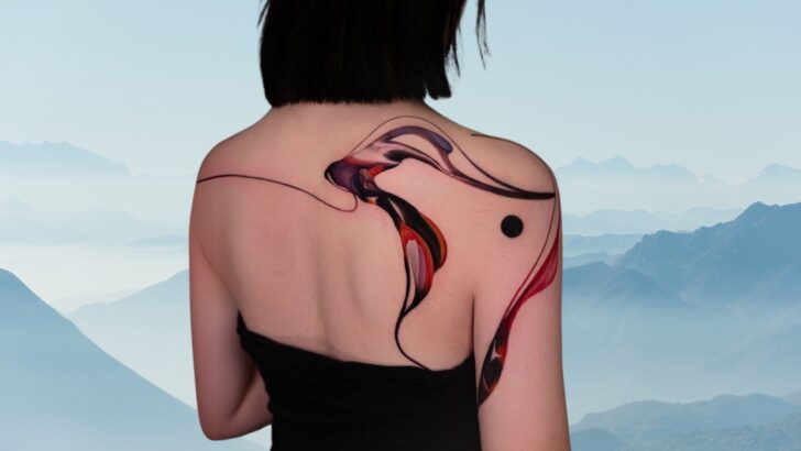 12 Aesthetic Tattoos That Will Look Amazing On Any Woman