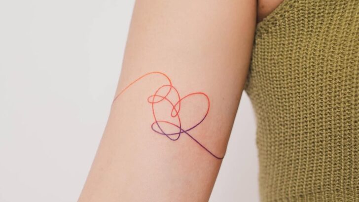 23 Minimalist Tattoo Ideas For Those Who Love Subtle Designs