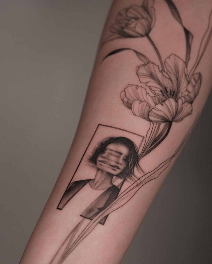 Tatuaje de retrato borroso