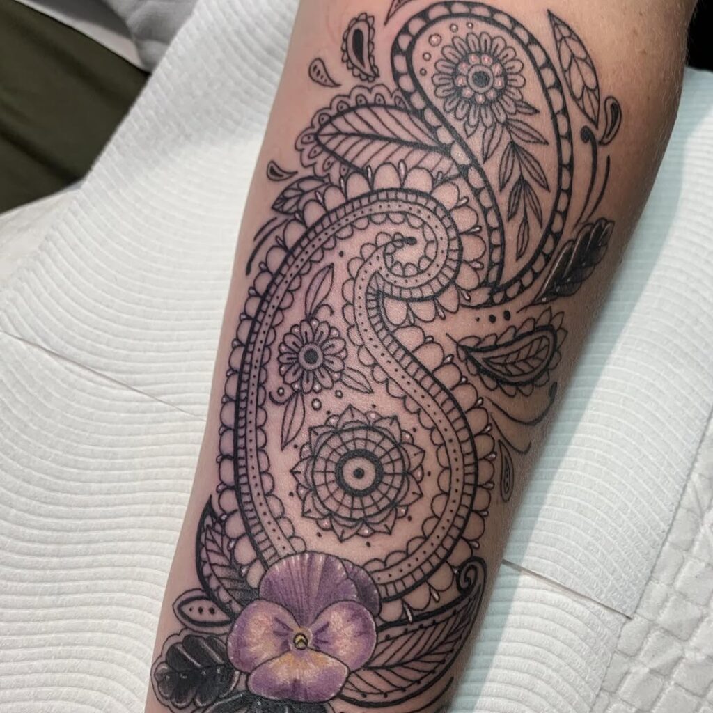 Tatuaje Boho Paisley