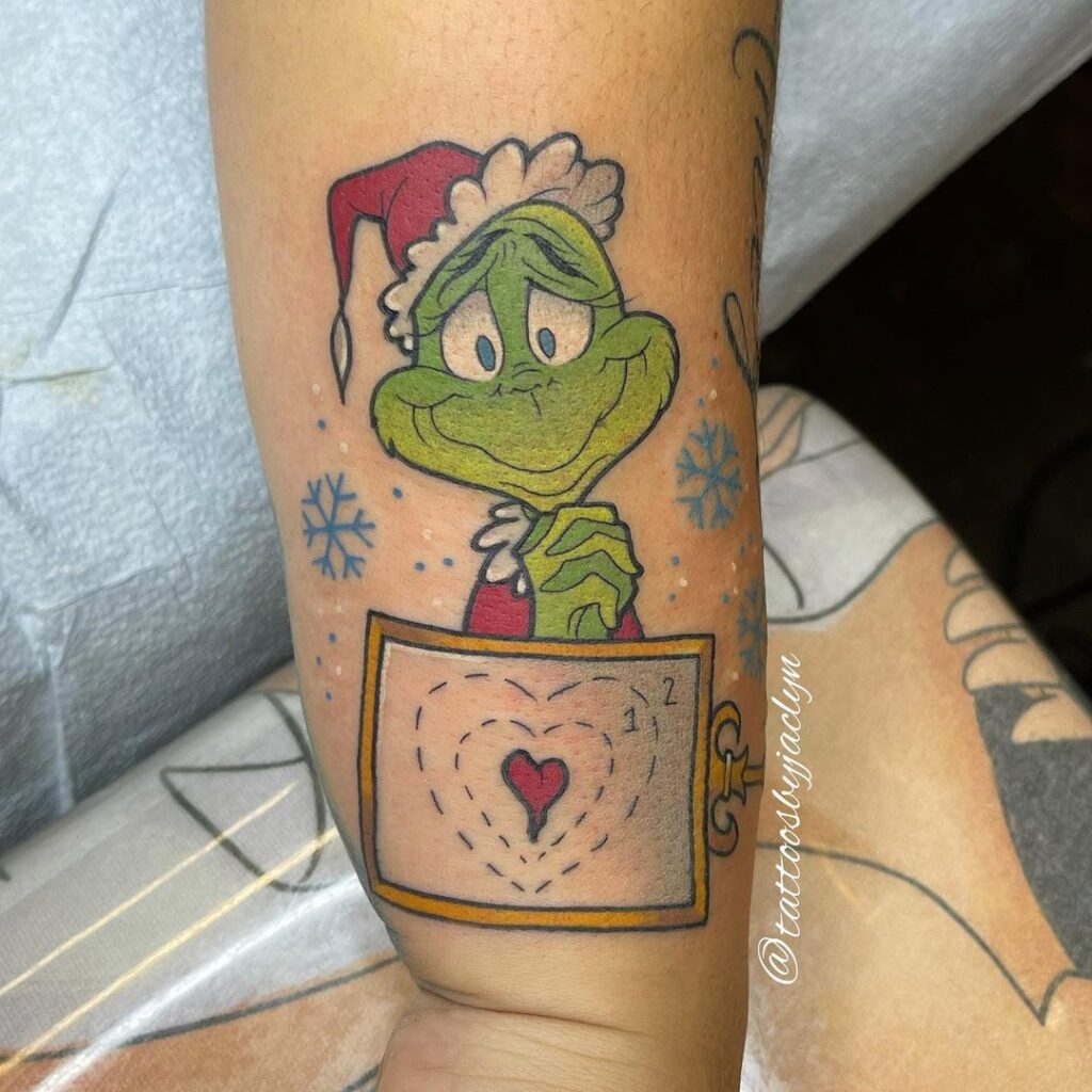 Tatuaggio carino del Grinch