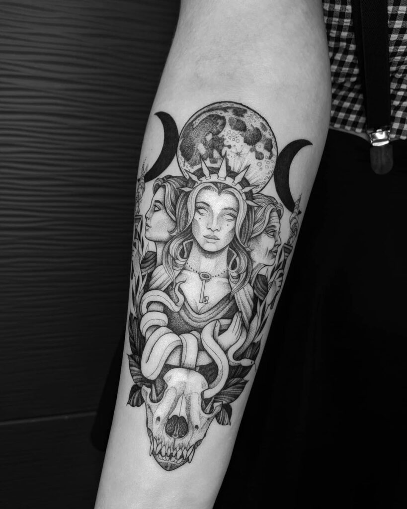 Tatuaggio della dea Hekate