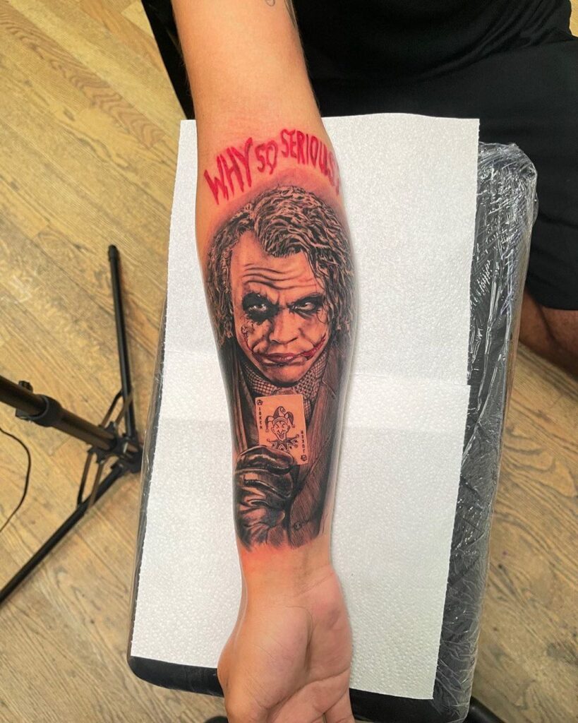 Tatuaggio con ritratto di Joker