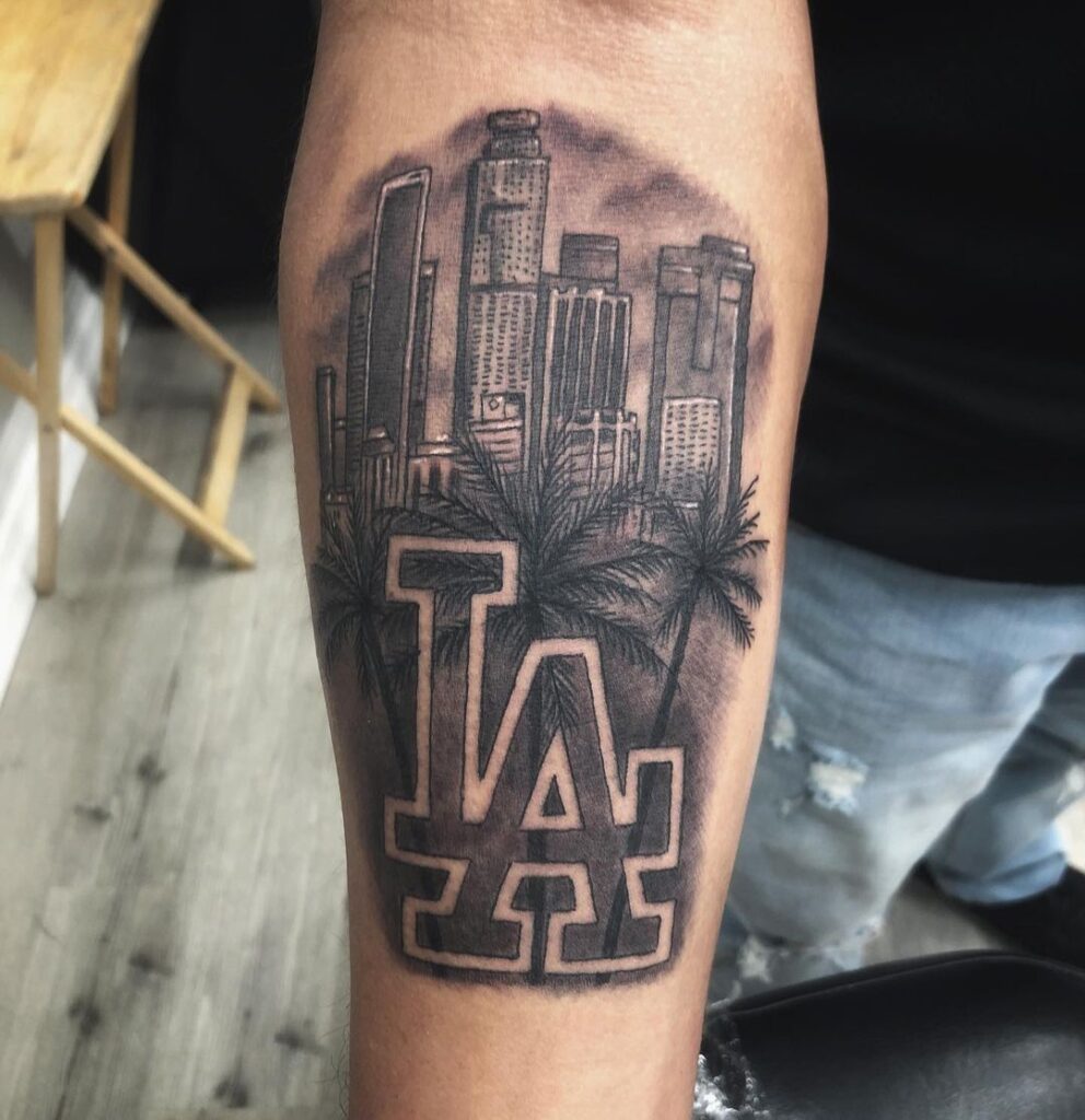 Tatuaje de Los Ángeles y palmeras