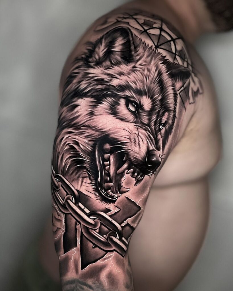 Tatuaje de lobo masculino