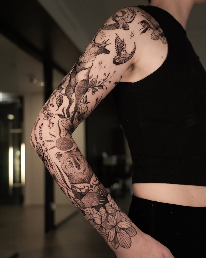 Tatuagem de manga inspirada na natureza