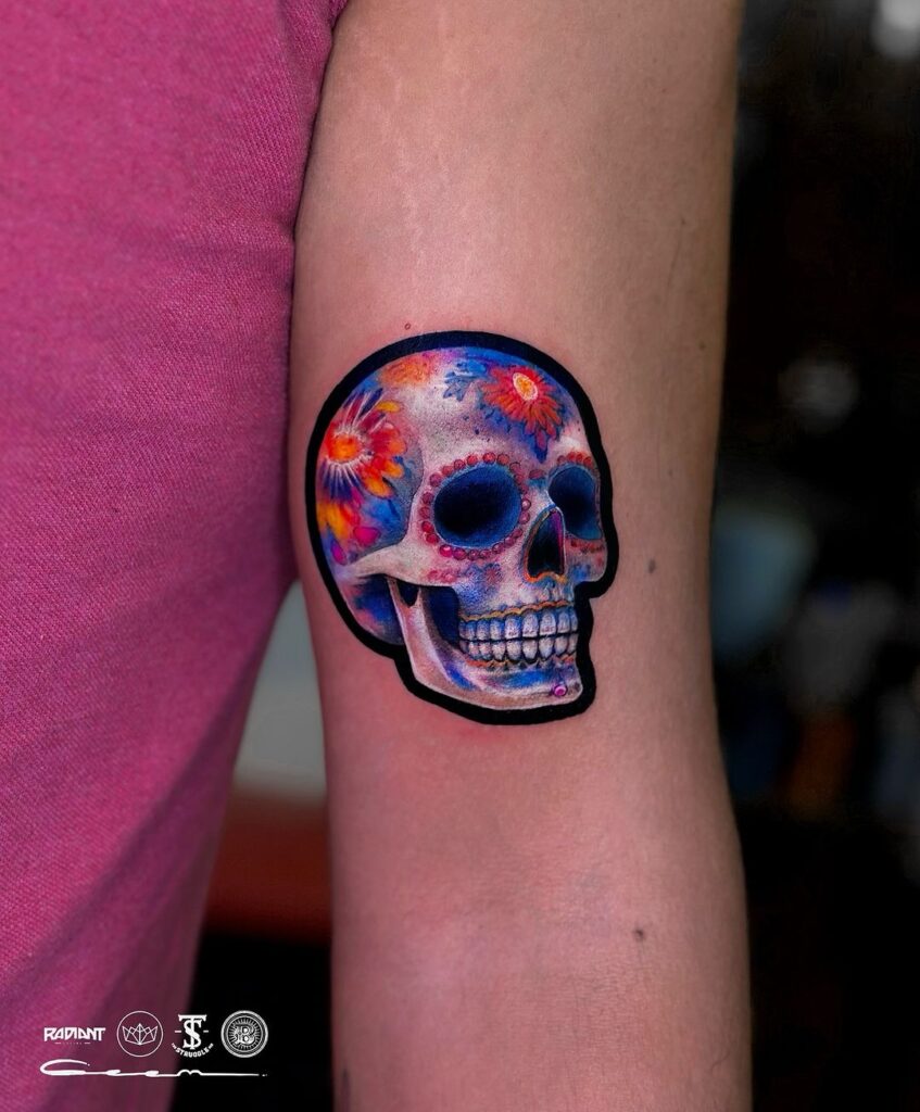 Tatuagem de caveira mexicana pequena