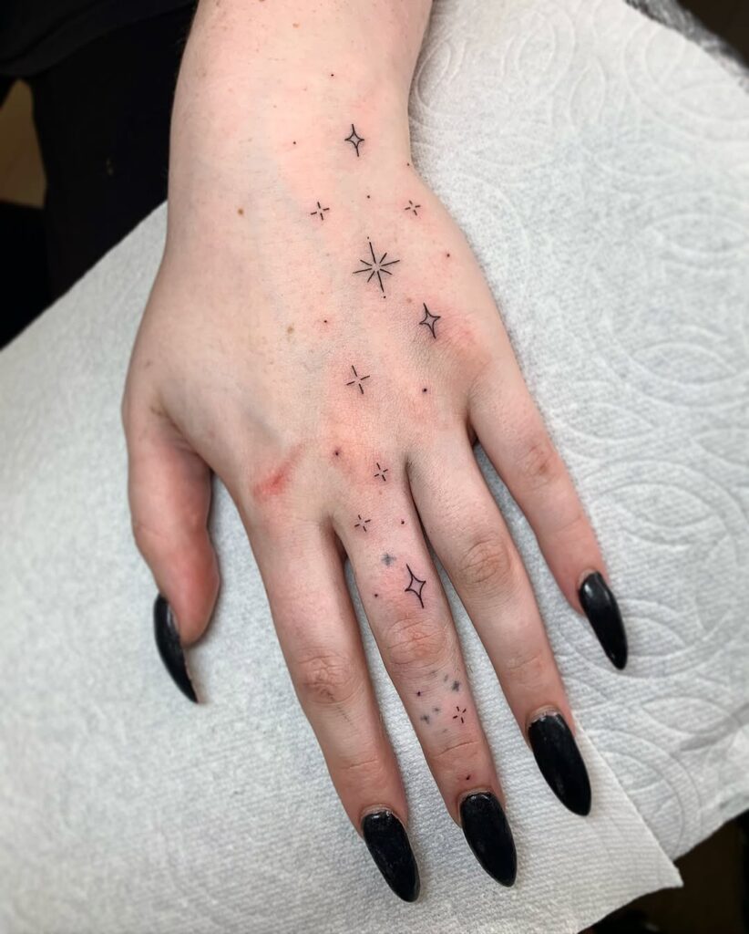 Tatuagem de mão Sparkles