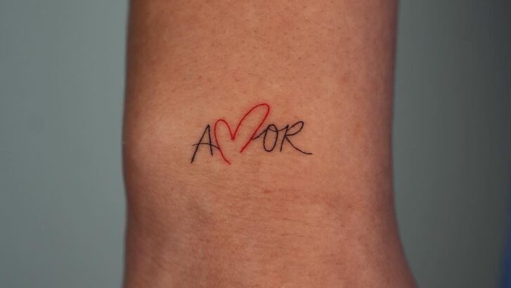 11 Delicate Small Word Tattoos That Carry Profound Meaning