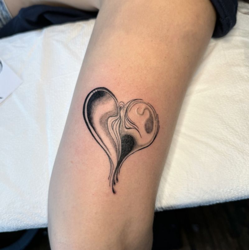 Abstract-Art-Heart-Tattoo