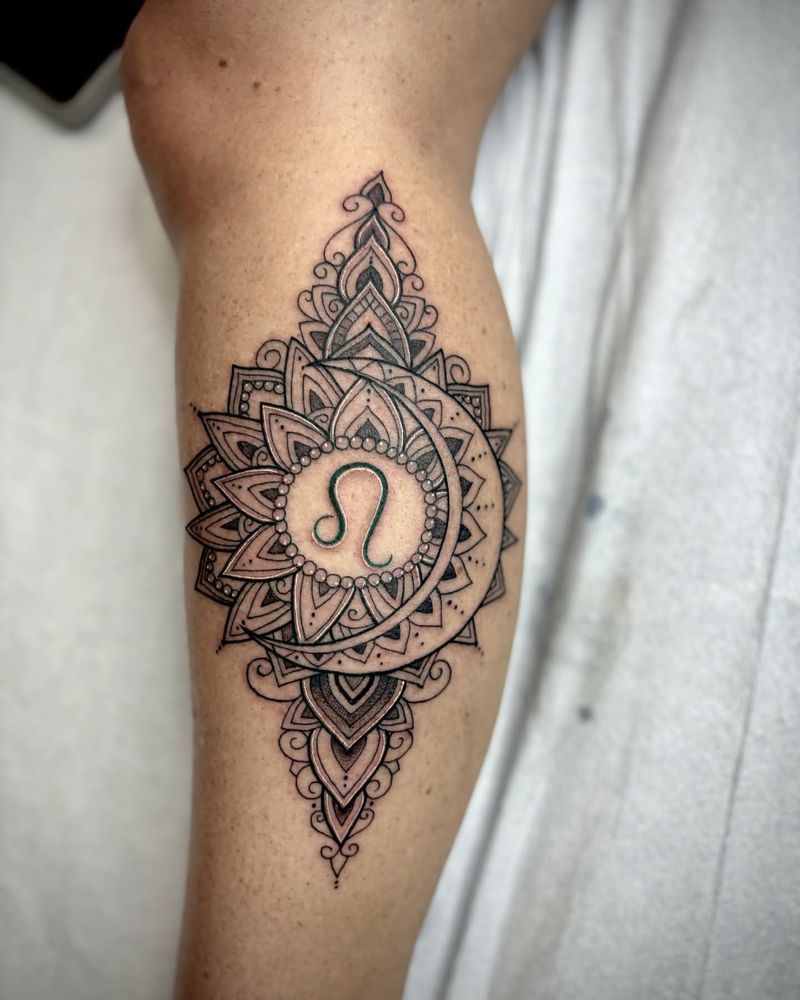 Tatuaje de mandala astrológico