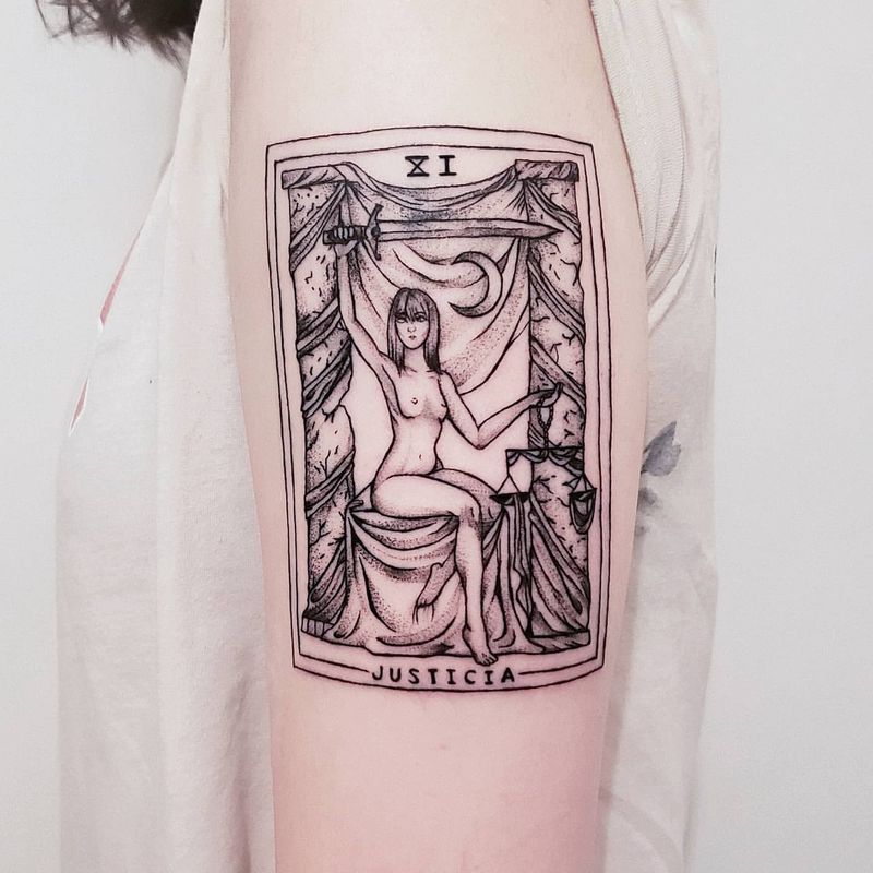 Astrología Tarot Tatuaje