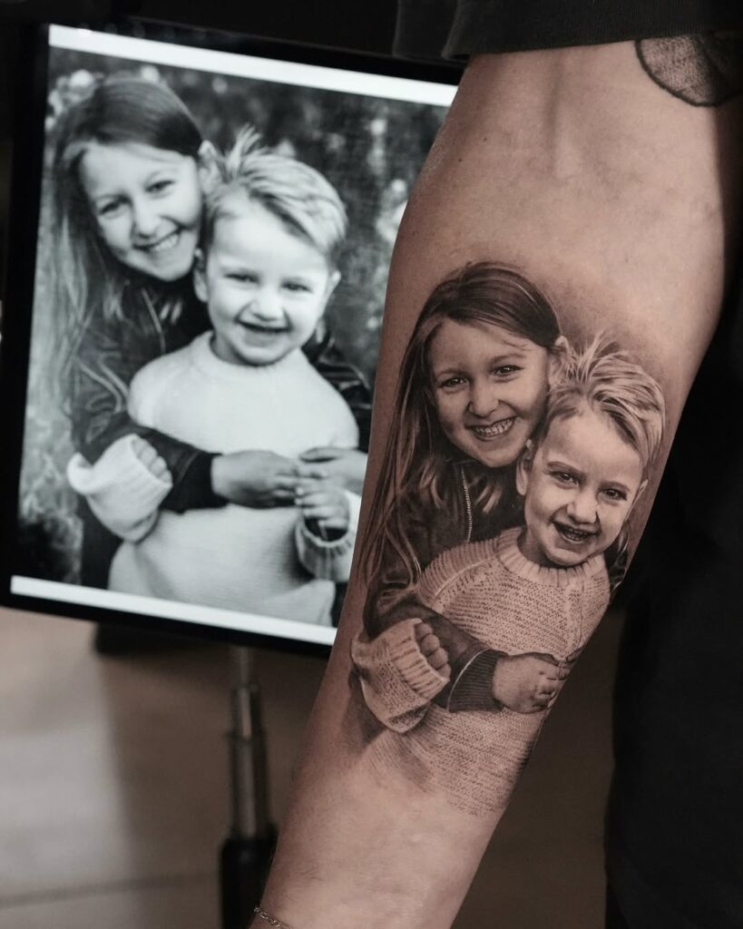 Tatuaggio con ritratto di bambini