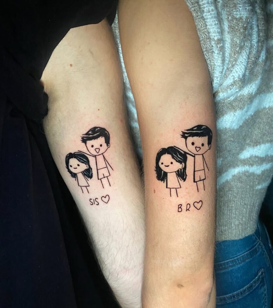 Tatuagem de irmãos a condizer