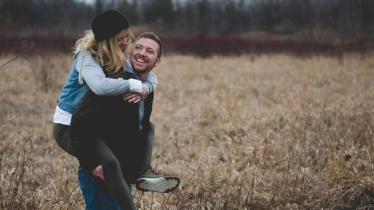 25 Powerful Things The Happiest Couples Do For Each Other