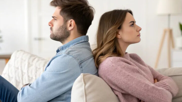 30 segni che vi state accontentando del partner sbagliato.