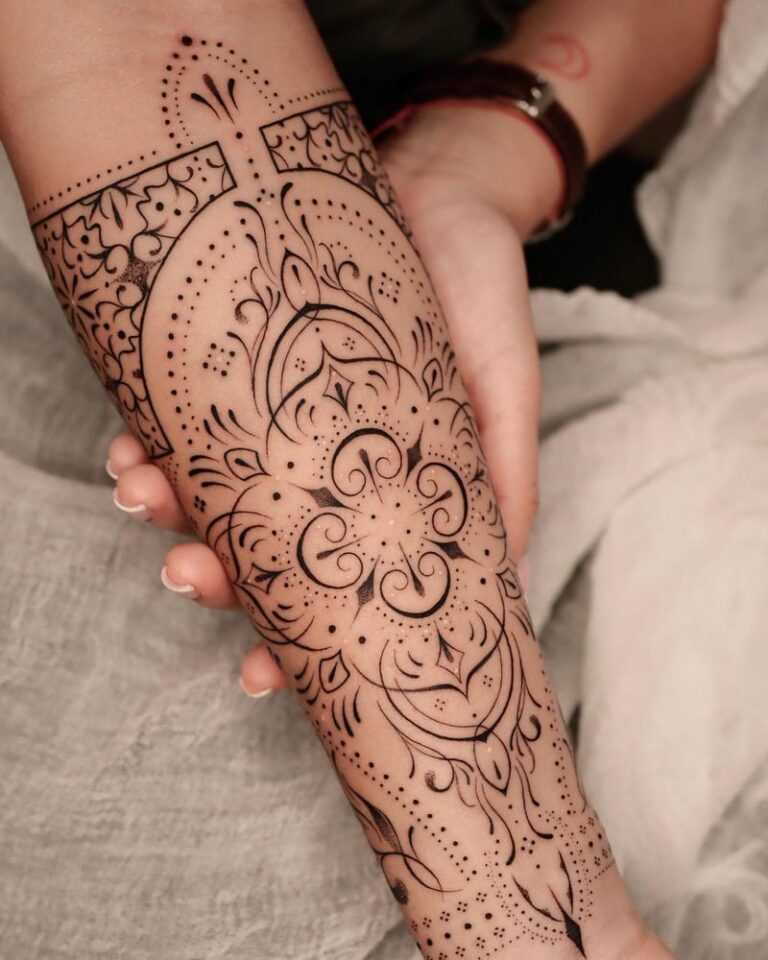 15 Creative Around Arm Tattoos That'll Wrap Your Arm Into A Work Of Art