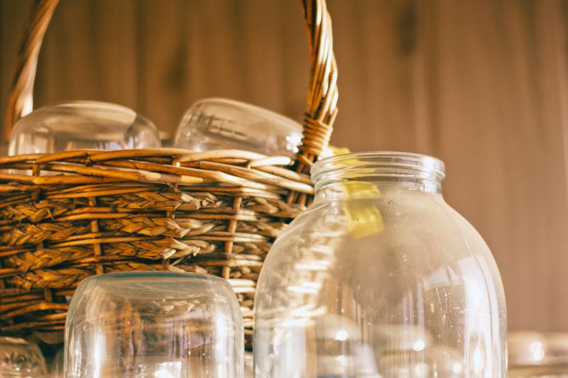 Silent Scream in a Jar