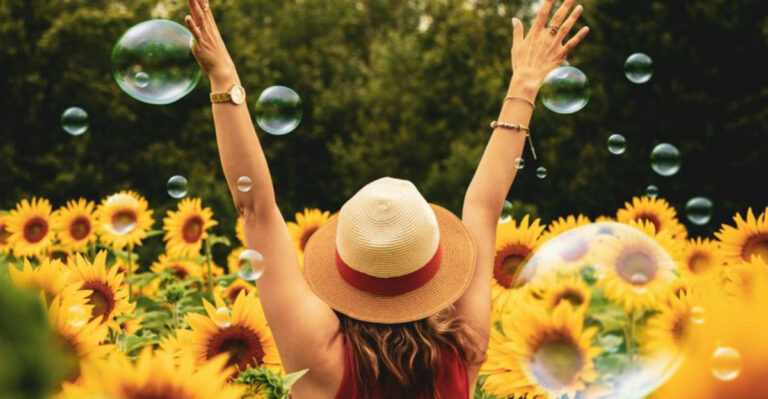 12 Zodiac Signs And Their Luckiest Day Of The Month In February 2025