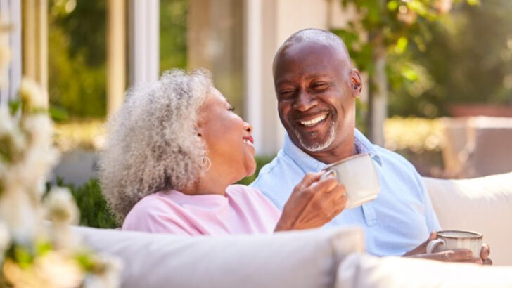 14 Powerful Habits That Strengthen a Relationship and 16 That Slowly Tear It Apart