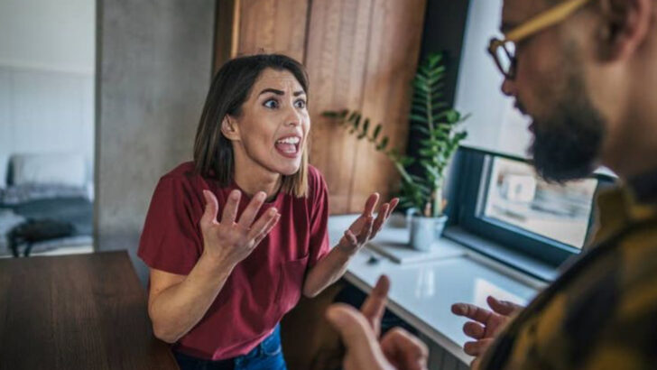 15 Clear Signs of Disrespect in a Relationship and 17 Red Flags You Can’t Ignore