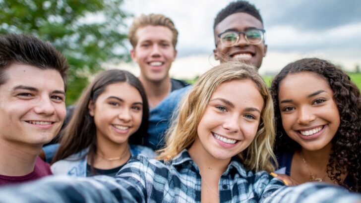 19 Ways Gen Z Lives Differently And Why They’re Not Following Older Generations’ Footsteps