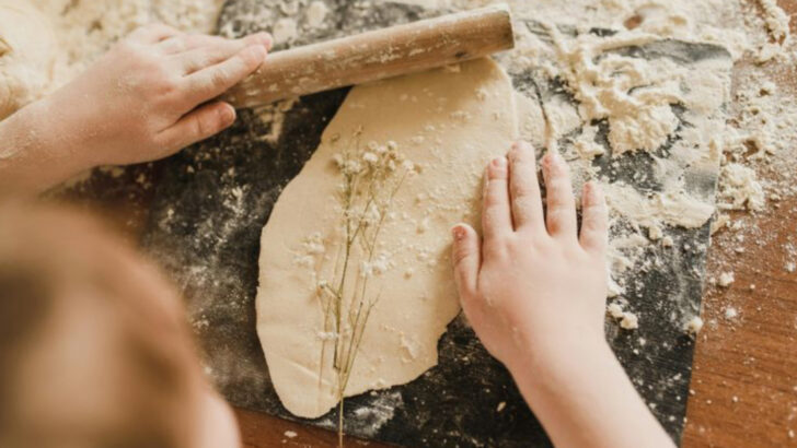 32 Essential Life Skills People Under Age 40 No Longer Possess