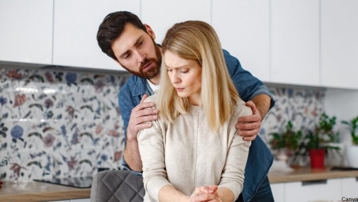 34 Things Husbands Unkonwingly Do That Make Their Wives Feel Unloved