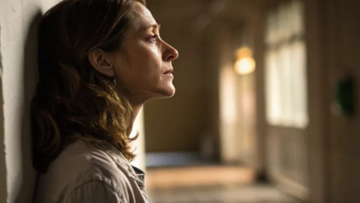 34 Signs It’s Not Actually Love—You’re Just Stuck In A Trauma Bond
