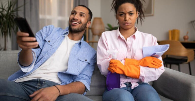 15 Phrases Selfish Husbands Say Without Even Realizing It