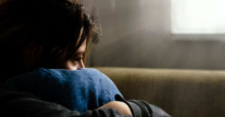 15 Signs You’re Emotionally Burned Out And How to Recover